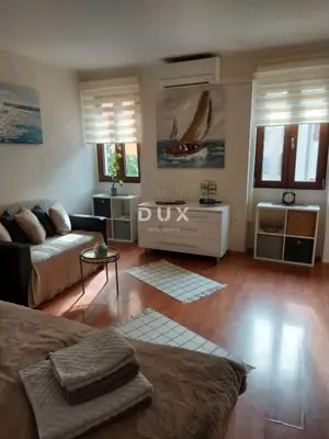 Wohnung 33 m², Rovinj - Altstadt, 200 m vom Meer
