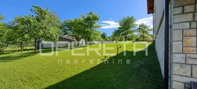 House in Gudci, large yard and peaceful family environment - 16