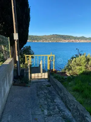Preko, Otok Ošljak, kuća 87 m² prvi red do mora - 16