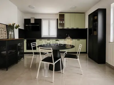 Kastav – dva stana 135 m², pogled na more, vrt i 2 parkinga - 7