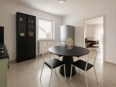 Kastav – dva stana 135 m², pogled na more, vrt i 2 parkinga - 8