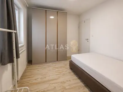 Kastav – dva stana 135 m², pogled na more, vrt i 2 parkinga - 14