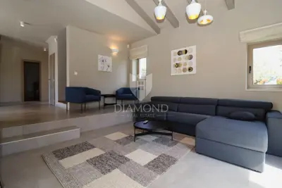 House for sale in Poreč, 150 m² - 10