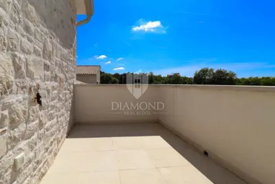 House for sale in Poreč, 150 m² - 22