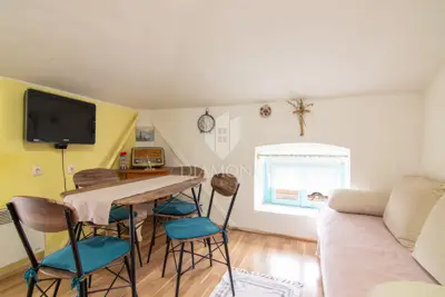 Rijeka, centar - uređeni apartman - 2