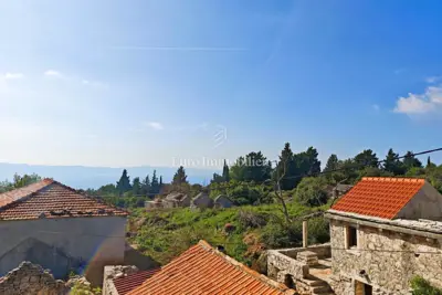 Renovated stone house with terrace and sea view - Hvar