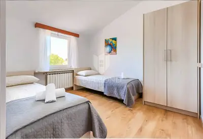 Kuće 550 m², Štinjan - blizu mora i Pule - 11
