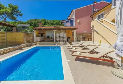 Kuće 550 m², Štinjan - blizu mora i Pule - 22