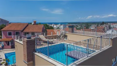Kuće 550 m², Štinjan - blizu mora i Pule - 2