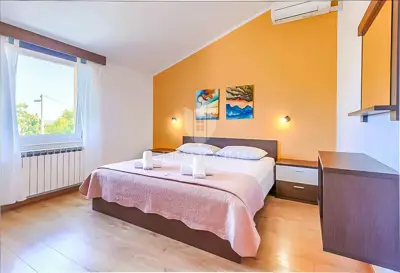 Kuće 550 m², Štinjan - blizu mora i Pule - 16