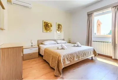 Kuće 550 m², Štinjan - blizu mora i Pule - 18