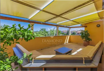 Kuće 550 m², Štinjan - blizu mora i Pule - 14