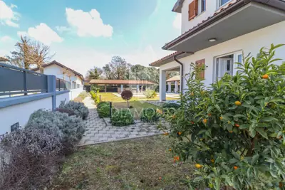 House 765 m², Šišan - pool and wellness area - 16