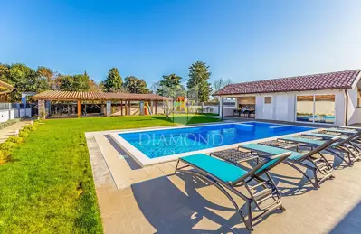 House 765 m², Šišan - pool and wellness area - 3