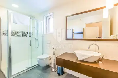 House 765 m², Šišan - pool and wellness area - 13