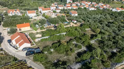 Građevinsko zemljište 501 m², Korčula - miran dio otoka - 3