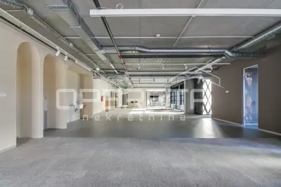 Office 959.94 m², Buzin - modern office building - 4
