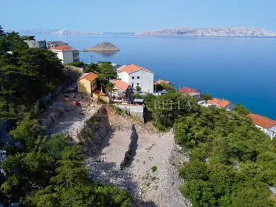 Građevinsko zemljište 620 m², Sveti Juraj - 150 m od mora