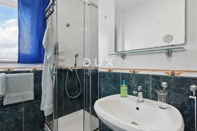 Apartment 71.8 m², Medulin - sea and pool view - 20