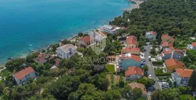 Rovinj, Umgebung, attraktive Villa in Toplage - 2