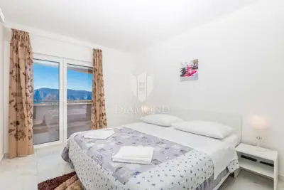 Kuća 170 m², Linardići - vila s bazenom i pogledom na more - 15