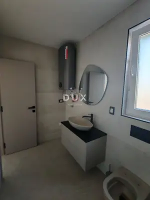Wohnung 74,8 m², Sukošan - Garten 38 m² und Terrasse - 14