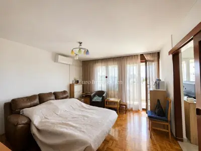 Stan 47,65 m², Pula Monvidal - terasa i klima - 11