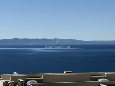 Makarska - novi stan s pogledom na more i Biokovo