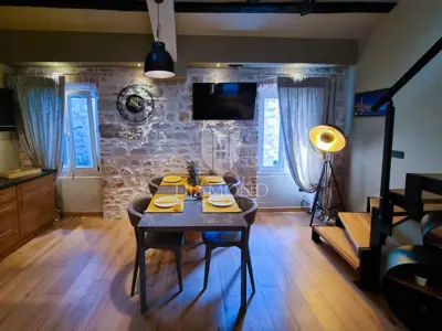 Stan 45 m², Rovinj - stari grad, moderna renovacija - 6