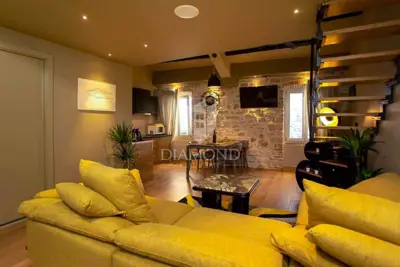 Stan 45 m², Rovinj - stari grad, moderna renovacija - 2