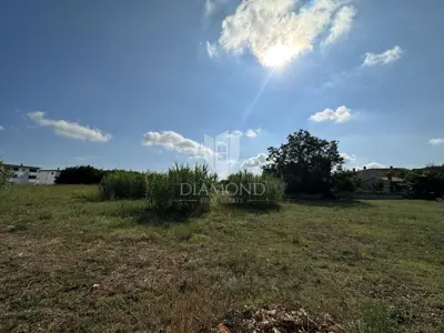 Pula, building plot in an excellent location - 3