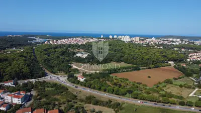 Pula, building plot in an excellent location - 4