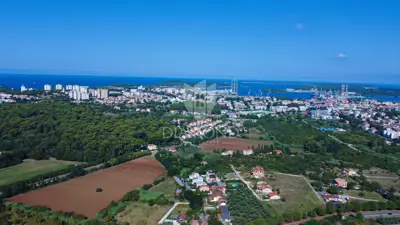 Pula, building plot in an excellent location - 2