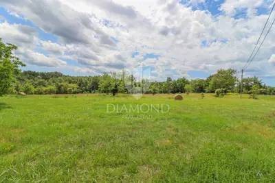 Building plot 2,492 m², Žminj - quiet location - 3