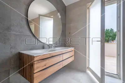 Istria, Pula: beautiful Austro-Hungarian house, 350 m², wider center - 14