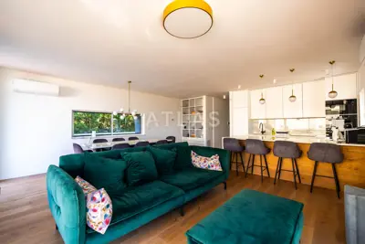 Wohnung 110 m², Kostrena Rožići - erste Reihe zum Meer