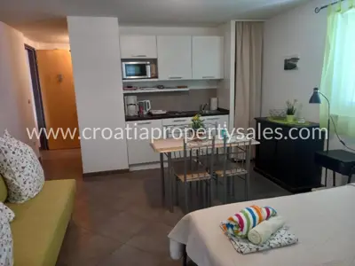 House, Brač, 380 m², 1 250 000 € - 7