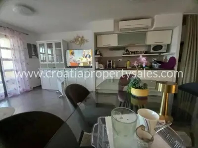 House, Brač, 380 m², 1 250 000 € - 12