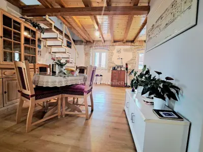 Kuća 139 m², Krk - adaptirana stara kuća s okućnicom