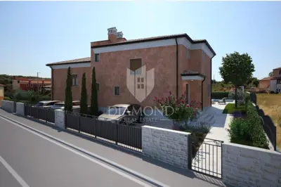 Semi-detached house 173 m², Momjan - pool and summer kitchen - 10
