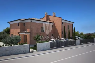 Semi-detached house 173 m², Momjan - pool and summer kitchen - 9
