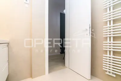 First rental of a newly renovated three-room apartment in Centar, Savska - 13