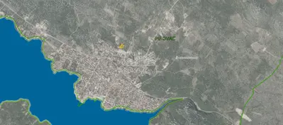 Building plot 2,140 m², Pirovac - quiet area above the main road