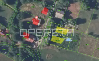 Zemljište s građevinskom dozvolom za kuću. - 8