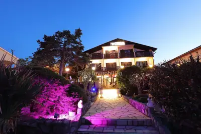 Tourist and hospitality property, Šilo na Krku, 15 rooms and restaurant - 21