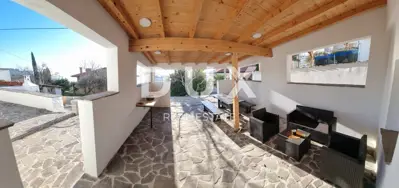 Haus 108 m², Krimeja - Meerblick und Garten