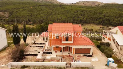 Villa 428 m², Vrpolje - quiet location near Žaborić Beach - 8