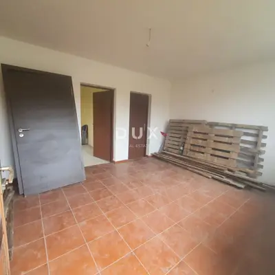 Doppelhaus 261 m², Mala Buna - 2 Wohneinheiten - 9