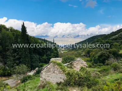Land, Brač, 520 m², 130 000 € - 3