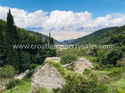 Land, Brač, 520 m², 130 000 € - 4
